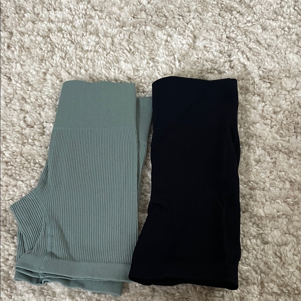 Ribbed Leggings Set - Black and Green
